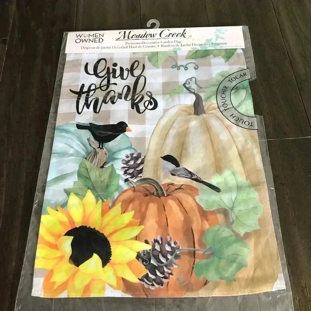 Garden Flag Fall Give Thanks,Fall,pumpkins,,sunflower– 12.5x 18”